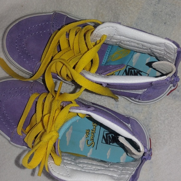 VANS Limited Edition Lisa Simpson for President Sz 5 - Picture 4 of 9